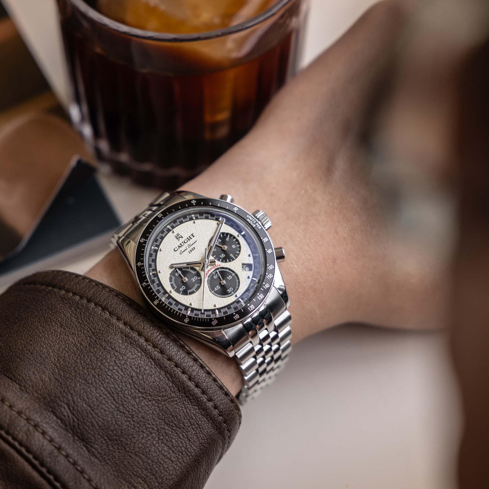 Grand Slammer Collection Men Wristwatch– White Textured Dial and Precision Japanese Quartz Movement