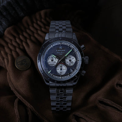 CAUGHT Grand Slammer Grey Watch – Luminous Hands At Night