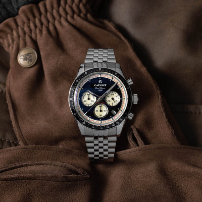 CAUGHT Grand Slammer Daytona “Homage” Watch – Black Dial Racing-Inspired Design, Steel Strap Luxury Wristwatch